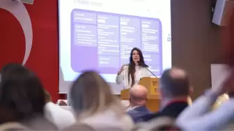 Çeşme Turizminde Yeni Vizyon: Geleceğin Stratejileri Ortak Akılla Belirlendi