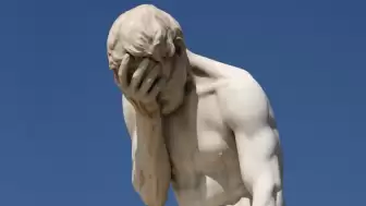 Zekanın Ağır Bedeli: Sürekli Suçluluk Hissedenlerin IQ’su Daha mı Yüksek?
