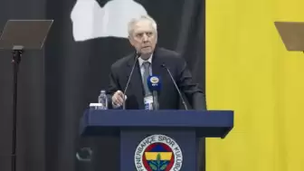 Aziz Yıldırım’dan Transfer İddialarına “Kırmızı Kart”: Hiçbiri Doğru Değil!