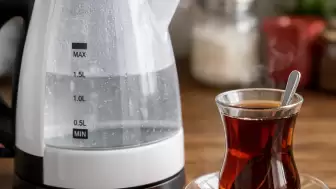 Araştırmalar çay tüketiminde mikroplastik riskine dikkat çekiyor