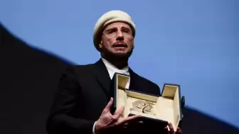 79. Cannes Film Festivali’nde Büyük Sürpriz: John Travolta’ya Onur Palmiyesi!