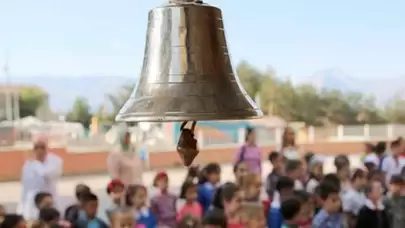 1 Mayıs'ta Kimler Tatil Yapacak? Öğrenciler, Öğretmenler, Polis ve İşçiler İçin Resmi Tatil mi?