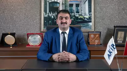 Kimya sektörünün Suriye'nin yeniden inşasında nasıl bir rol oynayacağı hakkında AKMİB Başkanı Çağan'dan önemli açıklamalar geldi.