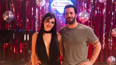 Başrolleri Hande Erçel ve Barış Arduç olan "Aşkı Hatırla Dizisinin İlk Fragmanı Yayınlandı!