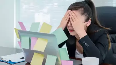 Beyin Sisiyle Başa Çıkmanın Yolları: Zihinsel Bulanıklıktan Kurtulmanın Formülü!