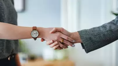 Güvenilir mi Değil mi? İşte Birine Güvenebileceğinizi Anlamanın Yolları