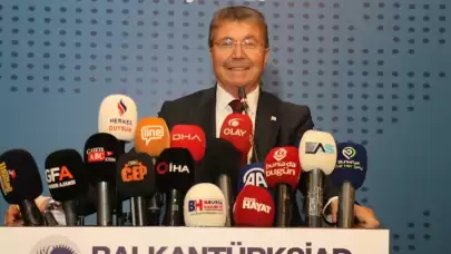 KKKTC Başbakanı Ünal Üstel: 'Yatırımlarını KKTC'de yaparak değerlendirin'