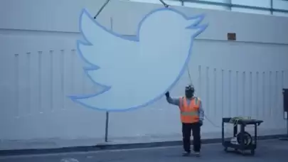 Twitter’ın meşhur dev kuş logosu açık arttırmada