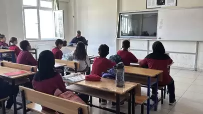 Okullarda Tatil Sona Erdi, İlk Ders Zili Bugün Çaldı