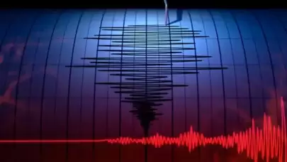 Yunanistan’da Deprem Alarmı: Sarsıntı Attika’ya Kadar Hissedildi
