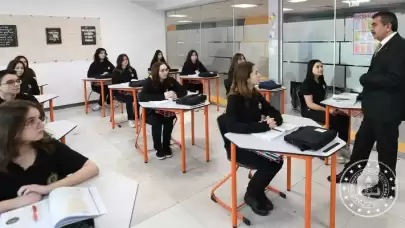 Liselerde zorunlu eğitim sistemi değişiyor mu?