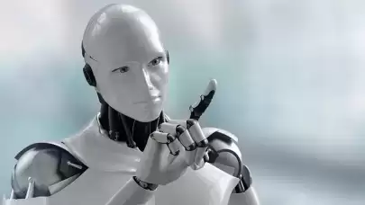 Suudi Arabistan, Hacılar İçin Yapay Zeka Destekli ‘Menarat el-Haremeyn Robotu’nu Hizmete Soktu