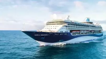 Alanya Limanı’na kruvaziyer gemisi yanaştı.