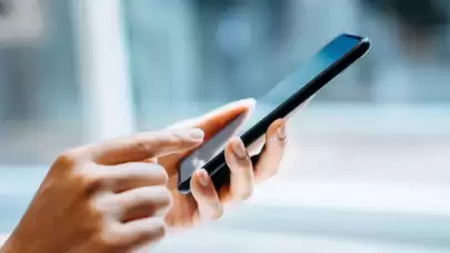 İtalya’da Liselerde Telefon Kullanımı Yasak Kararı Alındı