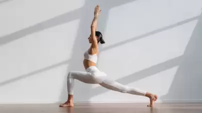 The Guardian, herkesin erişebildiği yoga sporuna nereden başlanacağını uzman görüşleriyle ele aldı