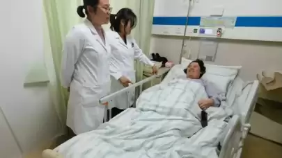 Wuhan’da Milyonda Bir Rastlanan Doğal Beşiz Doğum Gerçekleşti