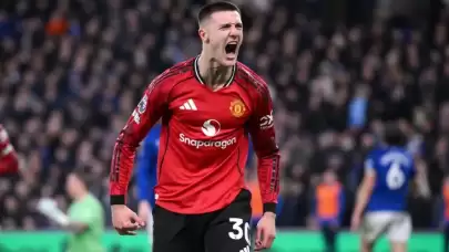 Manchester United Carrick yönetiminde doludizgin!