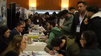 MSKÜ’de 20. Turizmde Okul-Sektör Buluşması: 100’den Fazla Firma Öğrencilerle Buluştu