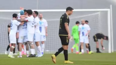 Altay deplasmanda 3 puana odaklandı
