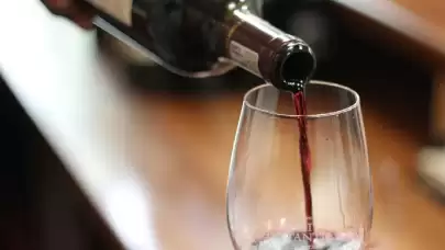 Araştırma sonucu: Şarap tüketenlerde kalp hastalığı riski diğer içkilere göre daha düşük