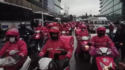 Kaportamız Bedenimiz! Motosikletli Kuryelerden Trafikte İnsanlık Çağrısı: "Fark Ettiğiniz Her Motosiklet, Kurtarılmış Bir Hayattır"