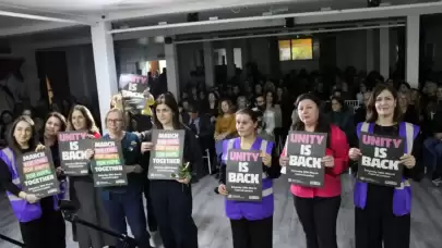 Londra’da 8 Mart’ta Kadınlar Sokaktaydı