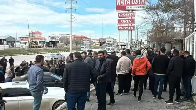 Kamyoncular iş bırakma eylemine başladı