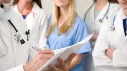 Genç doktor ölümleri bitmek bilmiyor: Zor şartların faturasını onlar ödüyor!