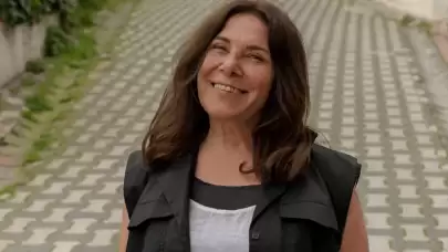 Youtuber Bir Kahraman ve Sanal Dünya: "Para Gürültüsü" Bize Ne Anlatıyor?