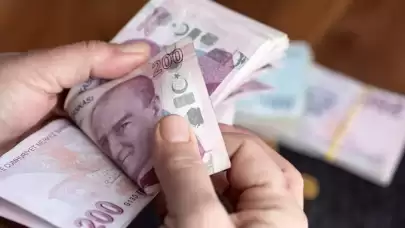 Emeklilerin bayram ikramiyesi ödeme tarihi belli oldu