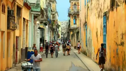 Küba’da Elektrik Sistemi Çöktü: 11 Milyon Kişi Işıklardan Mahrum Kaldı