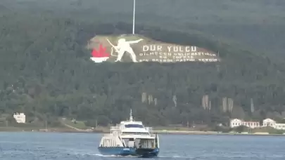 Gökçeada ve Bozcaada’da Hayat Eve Sığdı! Şiddetli Fırtına Feribot Seferlerini Vurdu: Tüm Seferler İptal Edildi