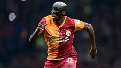 Galatasaray’da Osimhen Operasyonu Tamam! Yener İnce Son Durumu Paylaştı