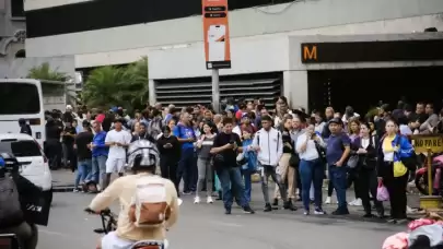 Venezuela’da ulaşım işçileri greve çıktı