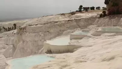 Mimarlar Odası’ndan Korkutan Pamukkale Raporu! "Su Yoksa Turizm de Yok" Uyarısı: UNESCO Mirası Tehlike Altında, Acil Eylem Planı Çağrısı Yapıldı