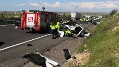 Urfa’da zincirleme kaza: 3 kişi hayatını kaybetti, 5 kişi yaralandı