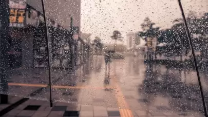 Meteoroloji’den Cumartesi ve Pazar Mesaisi! Yağışlı Hava Dalgası Etki Alanını Genişletiyor: Bölge Bölge Kritik Uyarılar ve Beklenen Hava Durumu Detayları