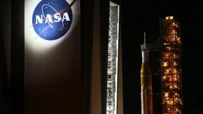 İnsanlık 50 Yıl Sonra Yeniden Ay Yörüngesinde! Tarihi Geçiş İçin Geri Sayım: Netflix’ten Naklen Yayınlanacak Artemis II Ay Geçişi Türkiye Saatiyle Kaçta?