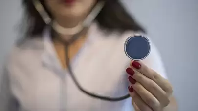 İngiltere’de sağlık çalışanlarından büyük protesto