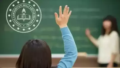 Eğitim dünyasında sessiz devrim! Öğretmenler artık sadece maaşa değil, "huzura" bakıyor. İşte sorunsuz iletişimi ve yüksek motivasyonuyla öğretmenlerin yeni gözdesi olan o okulların sırrı...