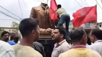 Batı Bengal’de seçim sonrası Modi destekçilerinden nefret saldırısı: Lenin heykeli yıkıldı