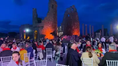 PERGE’DE IŞIKLAR TURİZM İÇİN YANDI