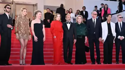 Farhadi’nin yeni filmi Cannes’da ayakta alkışlandı