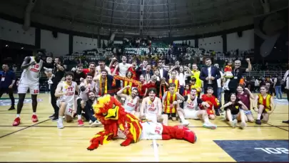 Göztepe parkede final inadını sürdürüyor!