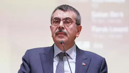 Bakan Tekin, yaz tatilinin erken başlayıp başlamayacağı konusunda son açıklamasını yaptı.