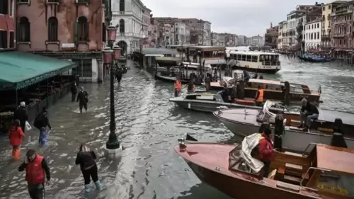 Venedik Sulara Gömülüyor: Deprem Riski Giderek Artıyor