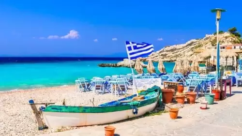 2025'te Yunan Adaları Tatilinde Yeni Düzenlemeler: Kapıda Vize Ücretleri ve Feribot Fiyatları Yükseliyor!