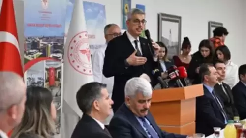 Memişoğlu: Dünya Türkiye’nin Sağlık Sistemini Örnek Alıyor