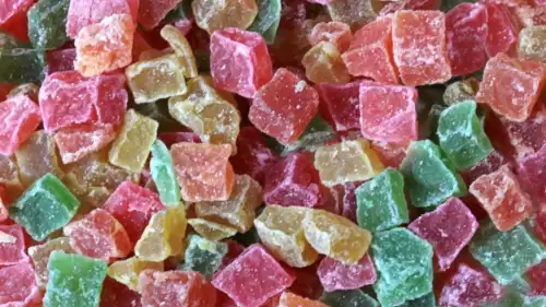 Bayramda yapışkan şekerler diş sağlığını tehdit ediyor!