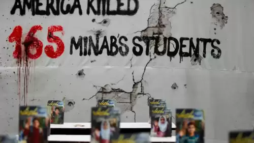 İran’da anma töreni: Gençler için sessiz yürüyüş